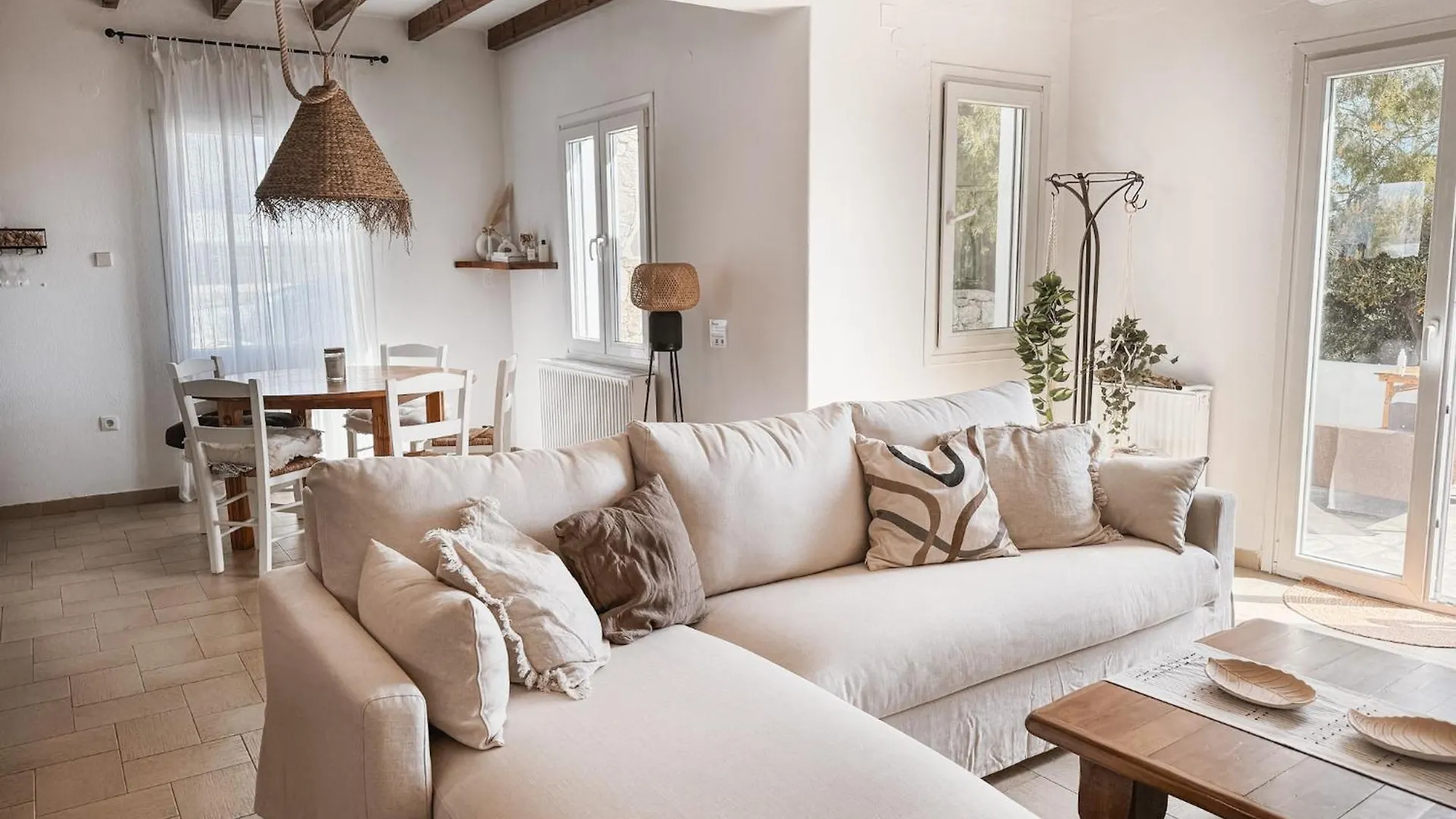 The Mykonos House - Newly Renovated Villa Near Town Mykonos Town